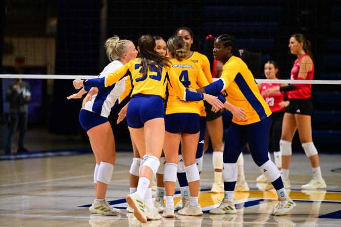 Volleyball Falls 3-0 to Jacksonville State in Classic Finale on Saturday