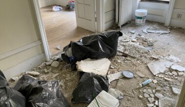 NYC will pay landlords to fix up empty apartments. No one has taken the offer.