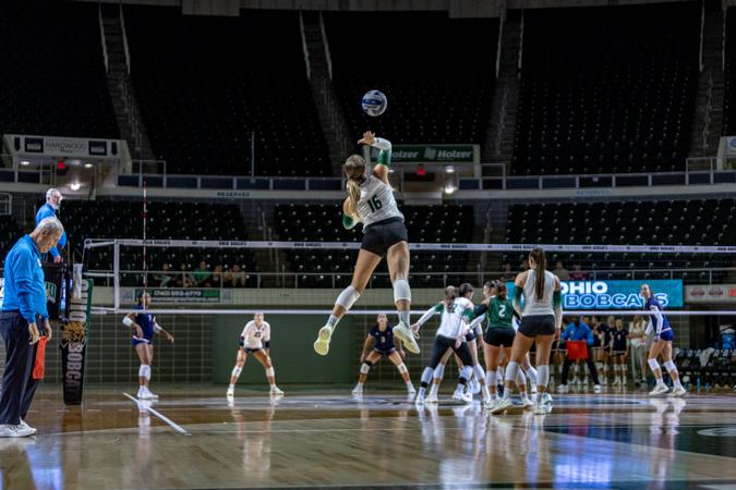 Ohio Volleyball Drops Five Set Battle to Jacksonville State