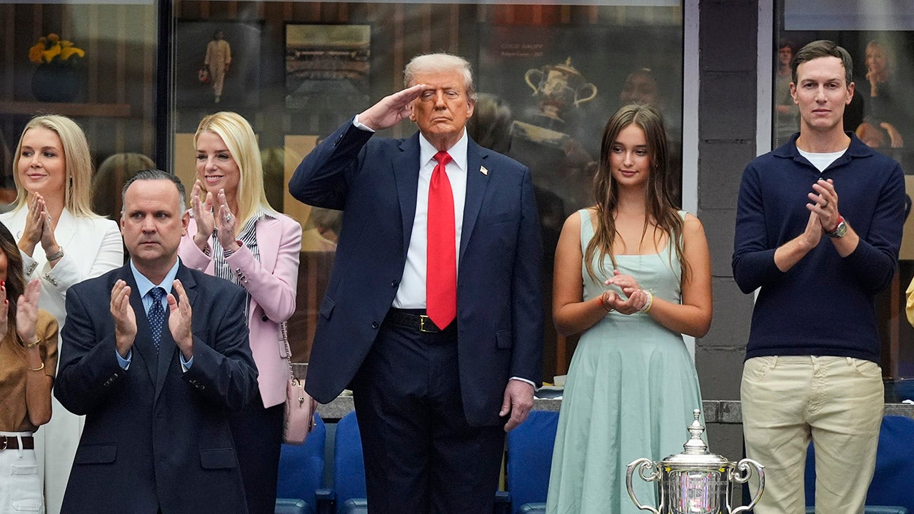 Trump vows to 'clean up our cities' as Chicago weekend violence escalates and more top headlines