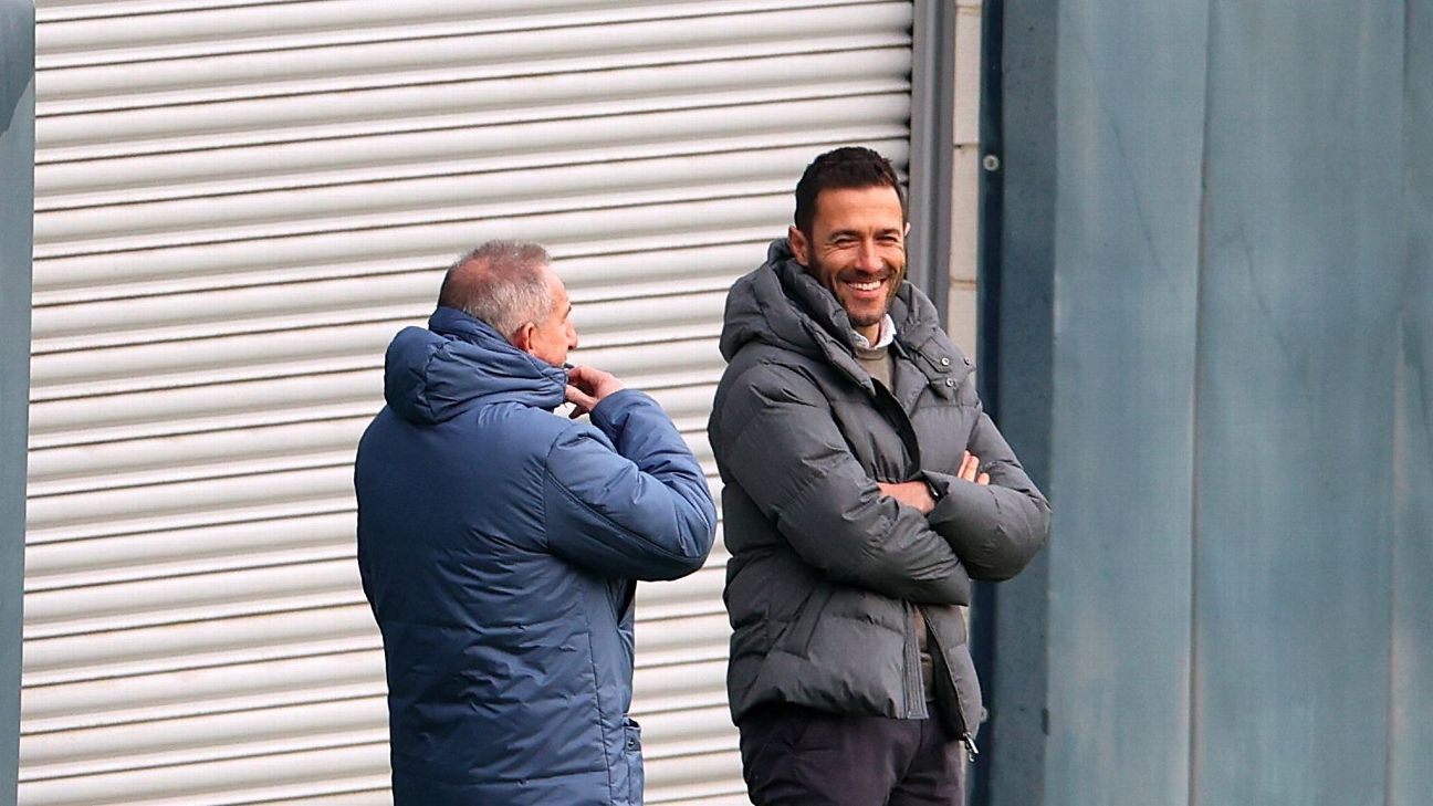 Man City in top hands with Viana as DOF - Begiristain