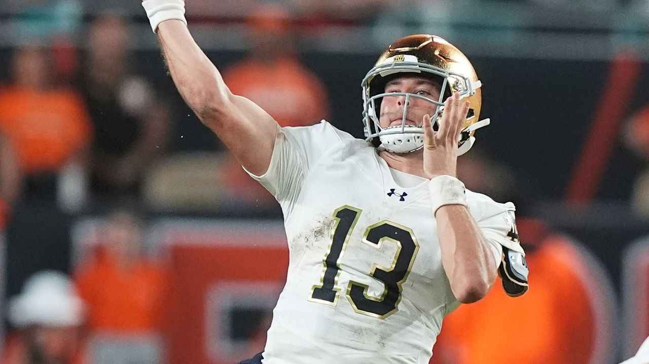 No. 8 Notre Dame takes off reins on CJ Carr and will turn him loose against No. 16 Texas A&M