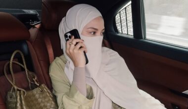 Major skincare brand cancels contract worth millions with actress after she adopts niqab