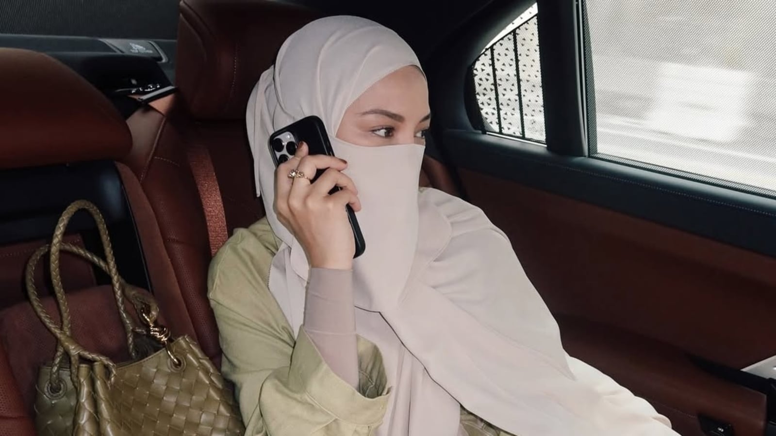 Major skincare brand cancels contract worth millions with actress after she adopts niqab