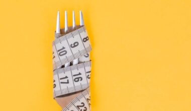 Men's fitness coach shares top 5 things to do if you 'want to get shredded quickly in your 40s': Don’t cut carbs