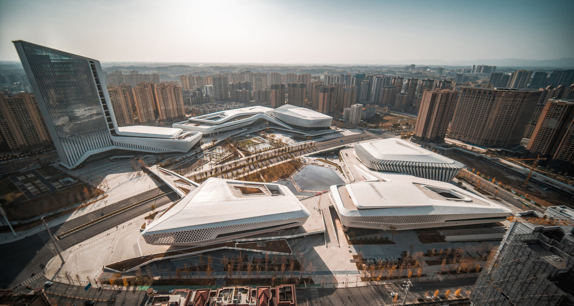 Jianyang Sports and Cultural Complex / CSWADI
