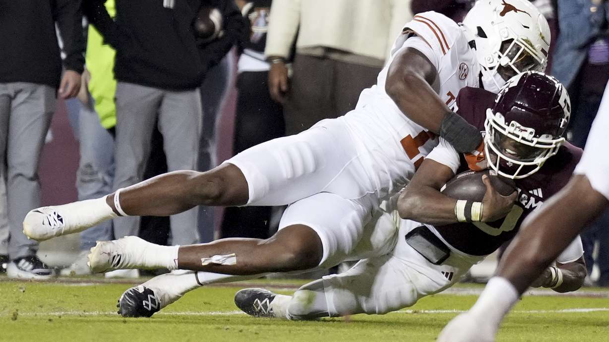 Josh Furlong AP Top 25: A shakeup in the top 10 after entertaining weekend