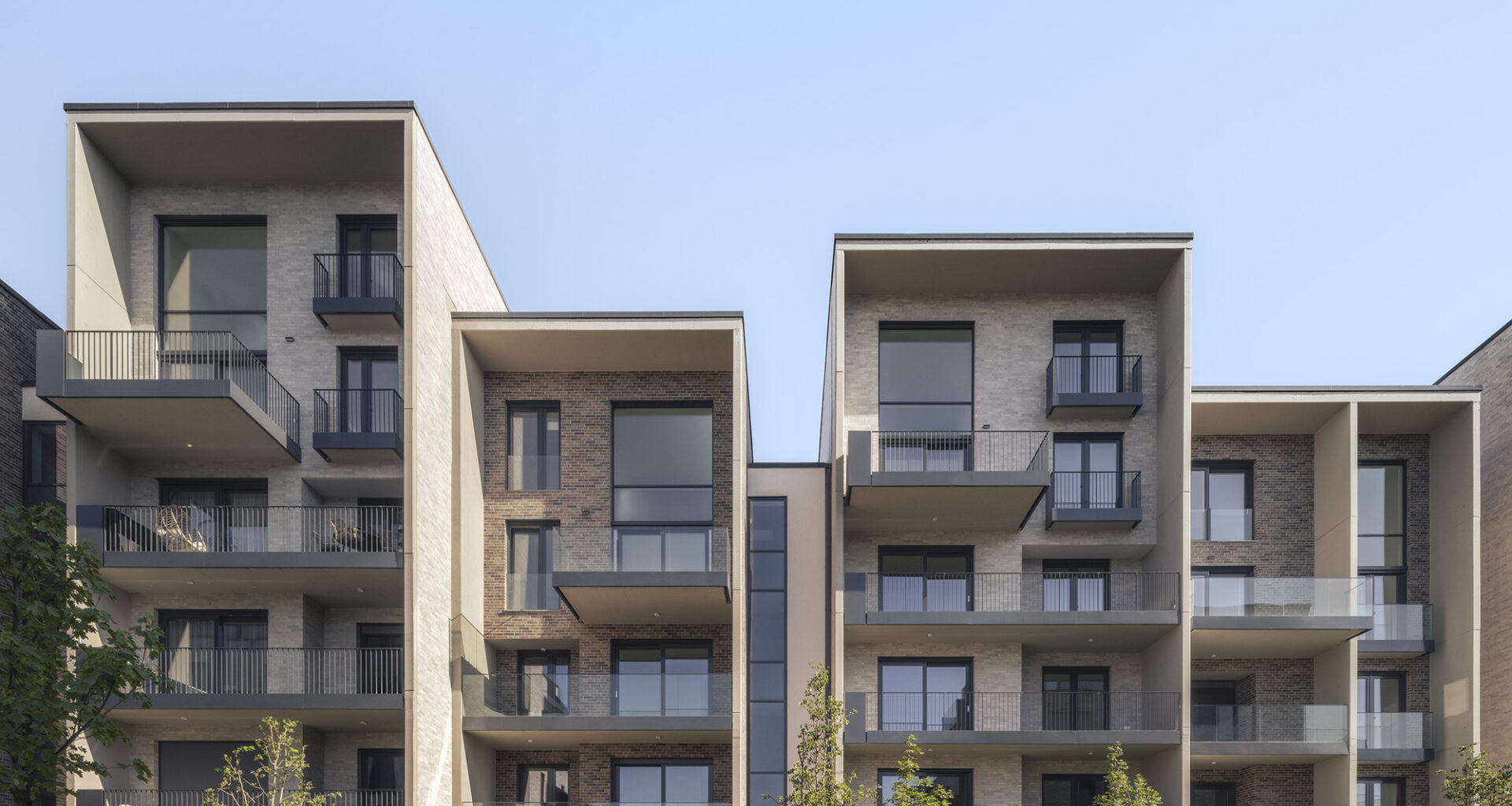Lake 11 Home & Park / Coldefy