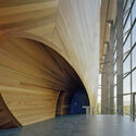 Nicholas Grimshaw, British High-Tech Architecture Pioneer and Founder of Grimshaw, Passes Away at 85 - Image 5 of 5