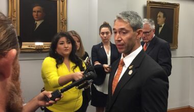 San Antonio ethics board issues of letter of reprimand to former Mayor Ron Nirenberg