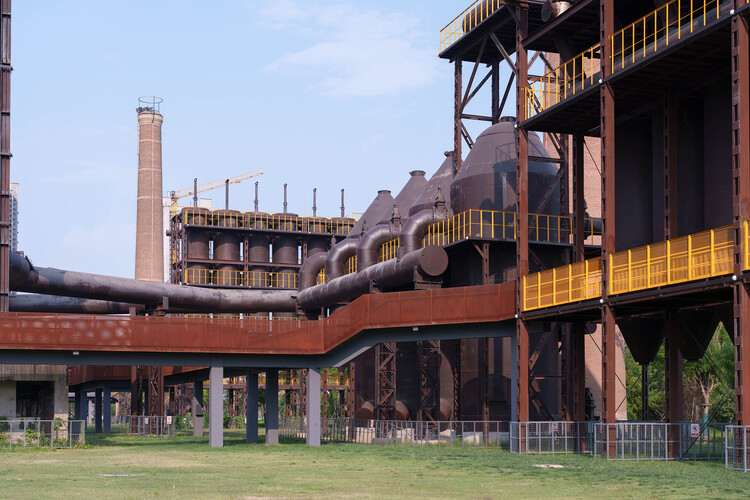 Jining Zoucheng Ferroalloy 1971 Industrial Heritage Park (Phase I) / DDON - Image 2 of 31