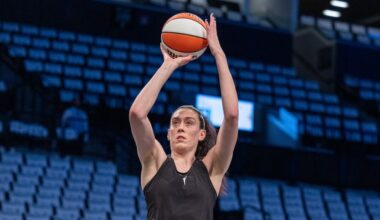 Stewart in lineup against Phoenix for Game 2, helping fire up Liberty