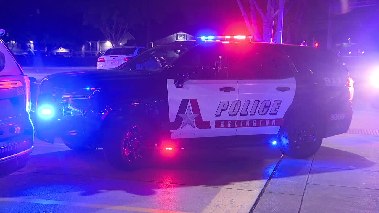 Man dies in Arlington crash after falling asleep at the wheel, police say