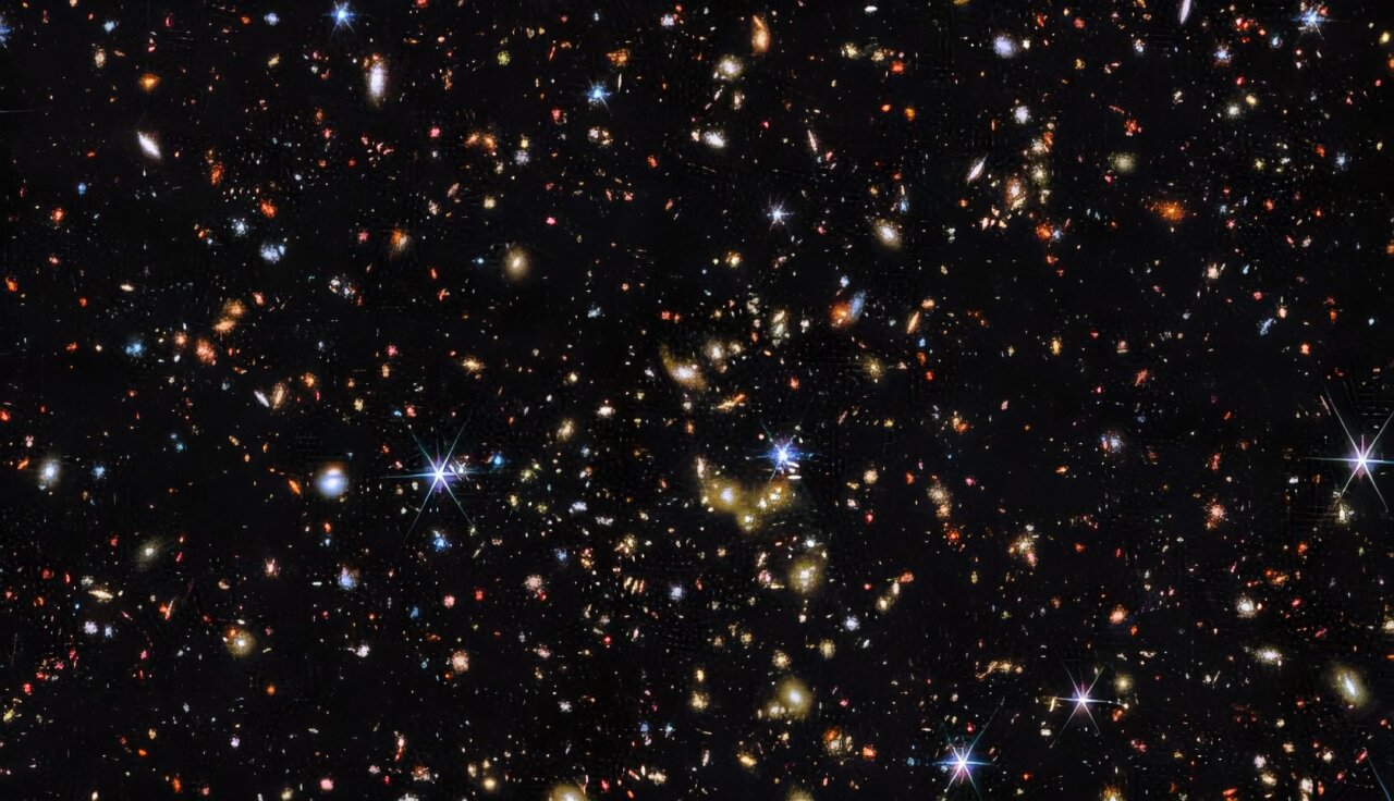 Galaxies reveal hidden maps of dark matter in the early universe