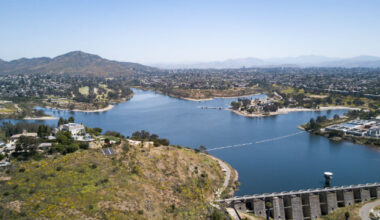 Bicyclists collide head-on at Lake Murray, killing one