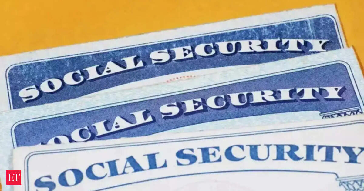 Social Security 2026 COLA increase for retirees: Social Security’s 2026 COLA just changed — here’s what retirees can expect next year