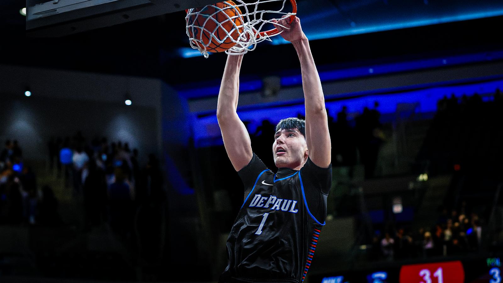DePaul Basketball Adds Fabián Flores