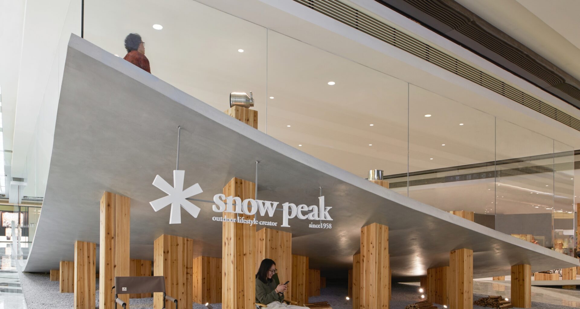 Snow Peak MATRO Department Store / KiKi ARCHi