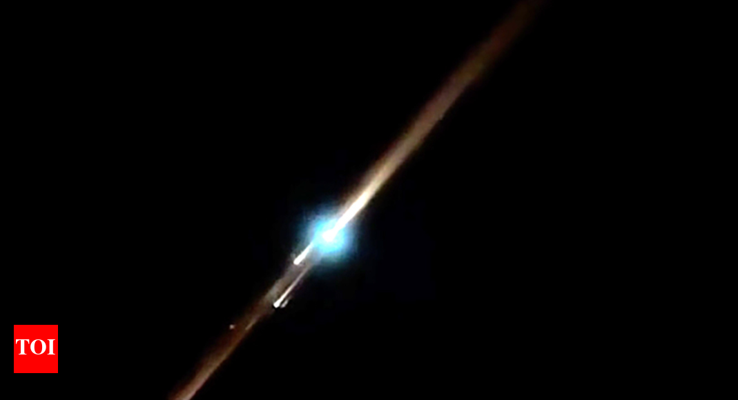 Meteor shower or sat debris? Fiery streak dazzles Delhi-NCR skyline | India News