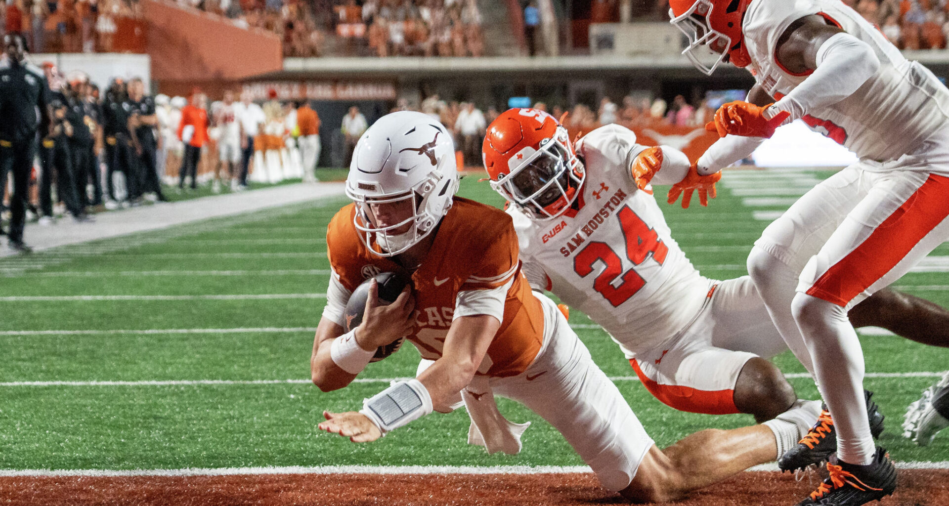 QB Arch Manning explains reaction to TD vs Sam Houston