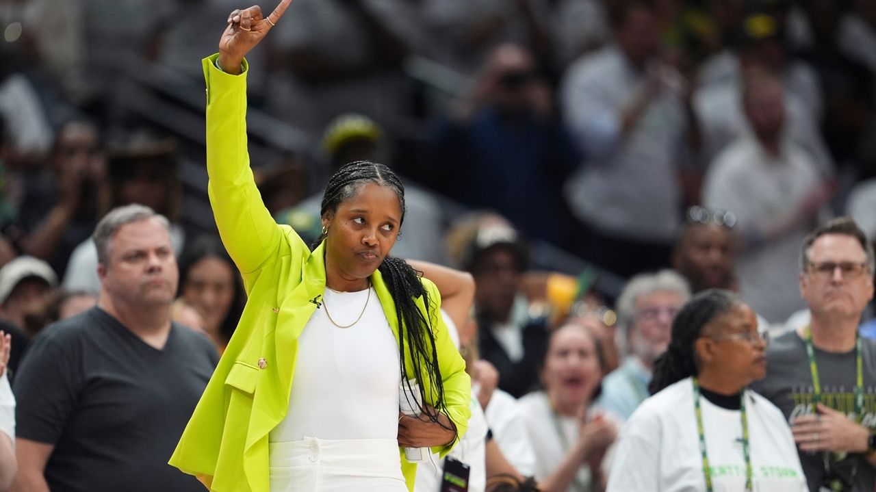 Seattle Storm announce that Noelle Quinn will not return as coach