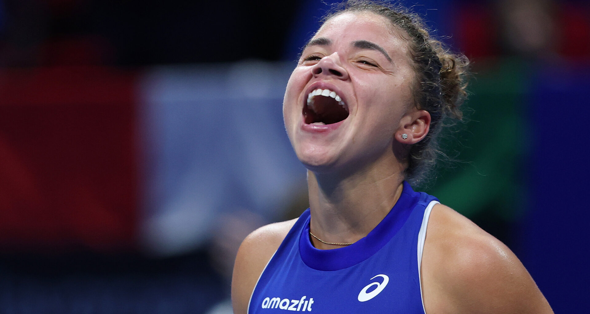 Italy defends Billie Jean King Cup title with sweep of United States