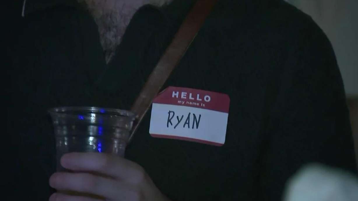 Hundreds of people named Ryan gather in NYC in attempt to break world record