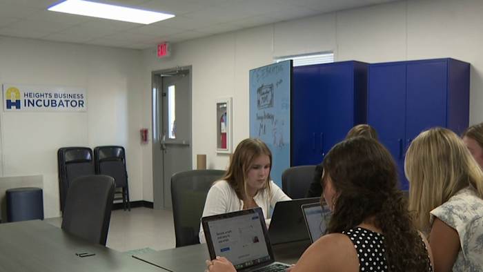 Alamo Heights High School entrepreneurs plan healthy soda pitch for San Antonio Startup Week