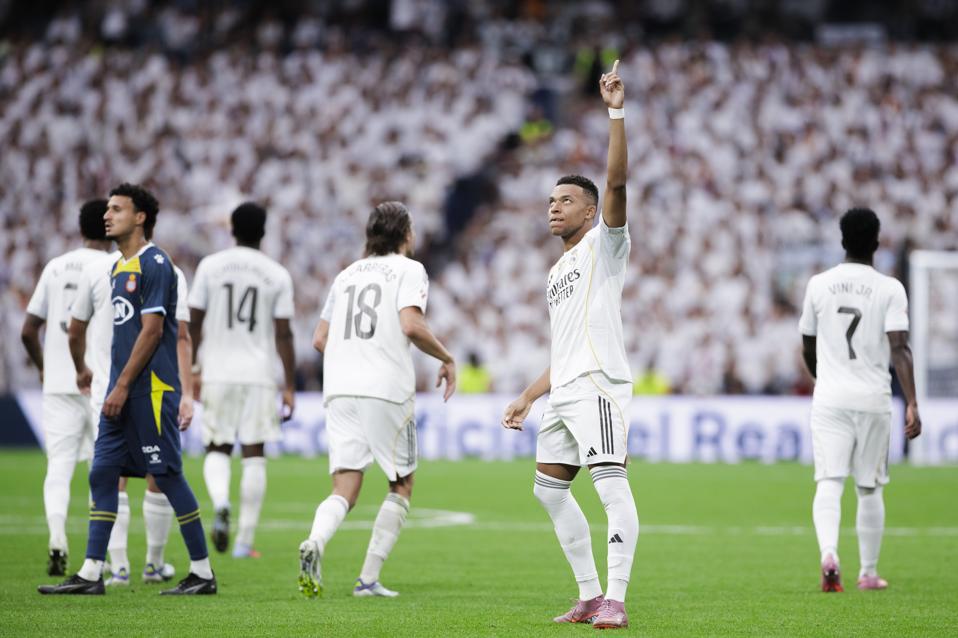 Real Madrid CF v RCD Espanyol de Barcelona - LaLiga EA Sports
