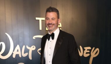 Return of 'Jimmy Kimmel Live!' delights LA protesters, free speech advocates