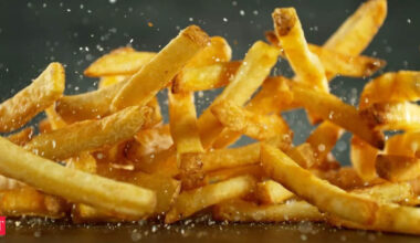 Sweet potato vs. regular fries: Sweet potato vs. regular fries: Experts finally reveal which one’s healthier