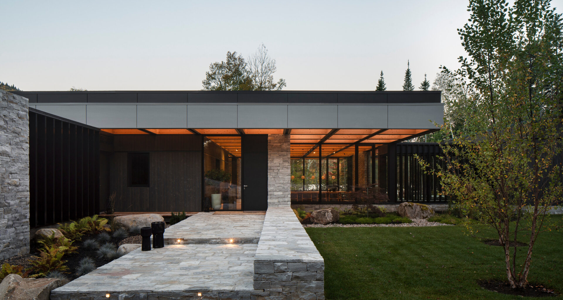 The House of la Baie de l’Ours / ACDF Architecture