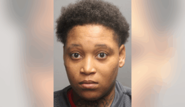 Woman charged in shooting outside Chicago Jewel-Osco that wounded teenage girl