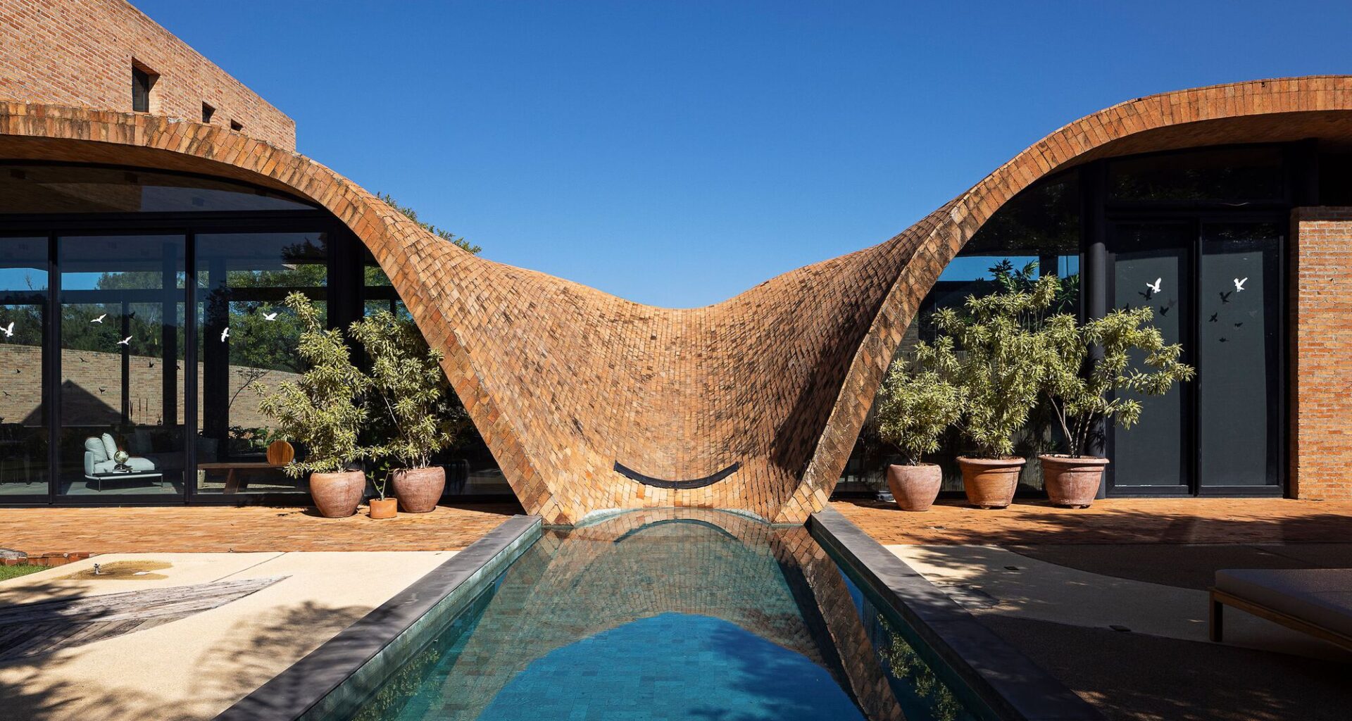 Passive House / Mareines Arquitetura