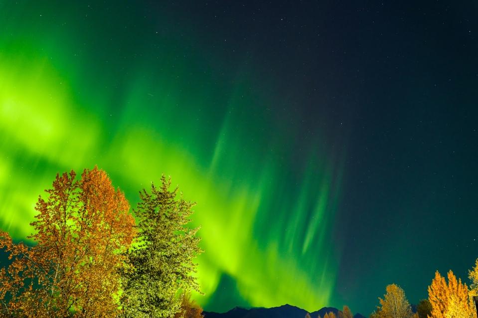 Anchorage sky glows with northern lights