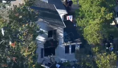 Queens house fire leaves 2 people dead in Bellerose