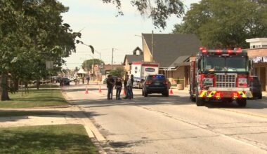 Suspect fatally shot after dragging ICE officer with vehicle in Chicago suburb of Franklin Park, Illinois