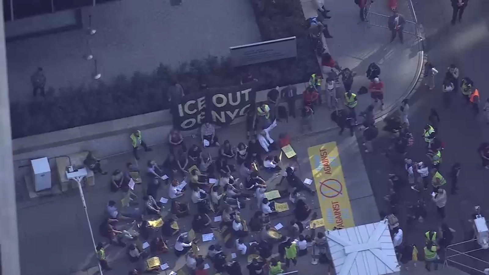 Federal Plaza protest leads to arrest of at least 11 elected officials, including Brad Lander and Jumaane Williams