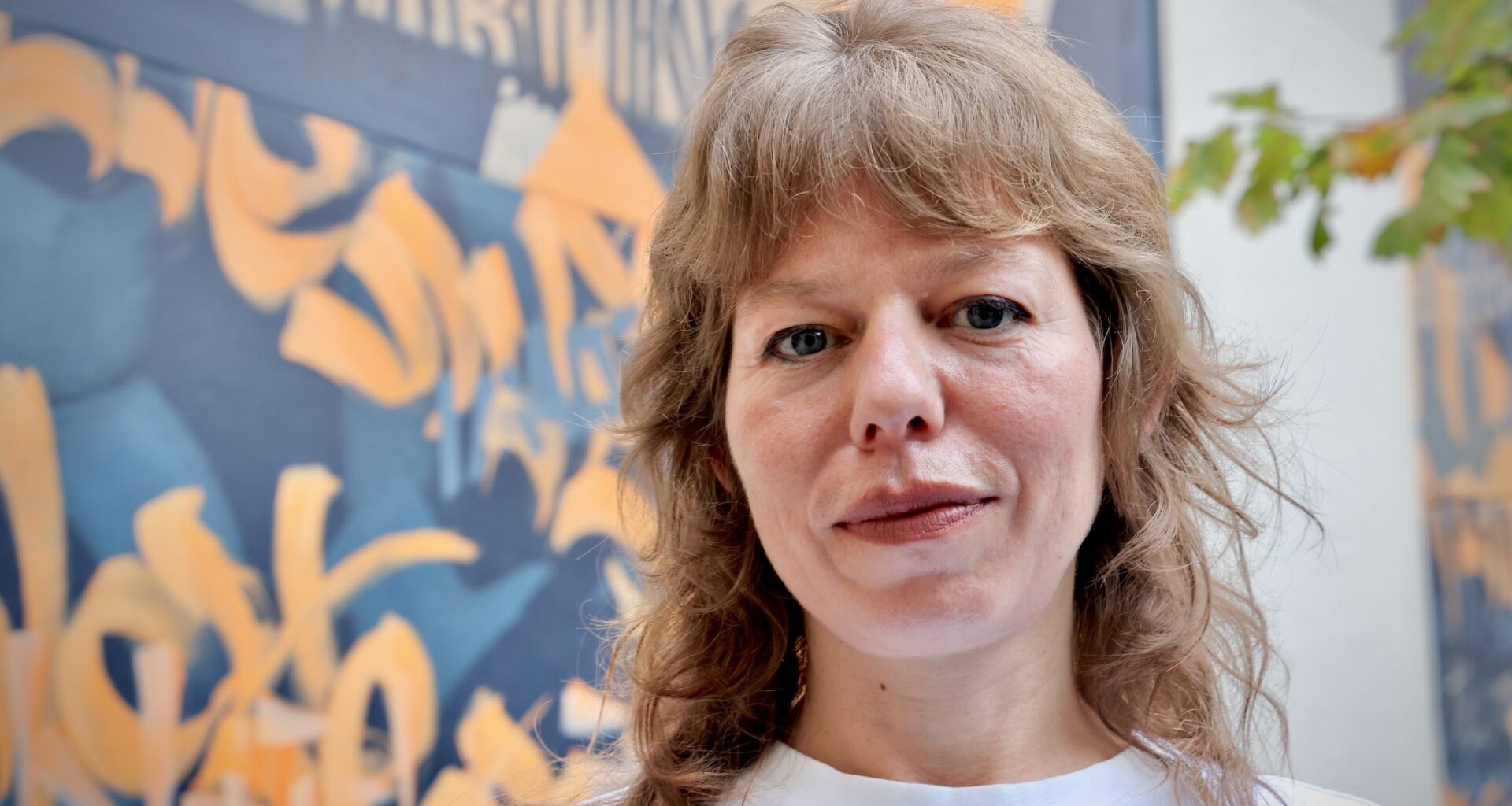 Philadelphia Holocaust mural installed on Parkway