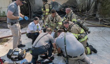 Mayday, Fort Worth (TX) Firefighters Injured in Fire