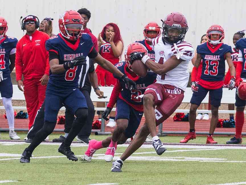 Dallas' Knights turn back Zebras in overtime, 27-20