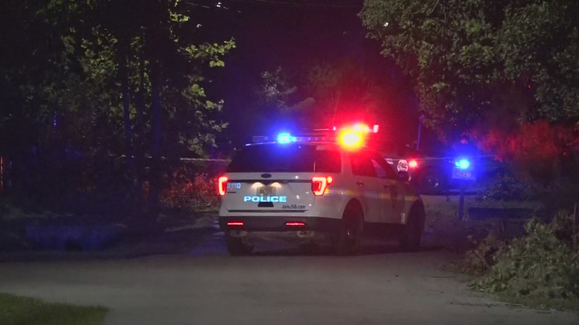 JSO: Paul Avenue shooting leaves man dead; 2 detained