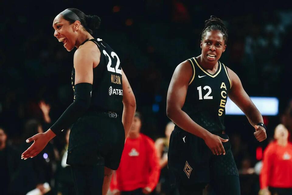 “The Way She Can Just Get Her Hands on Balls”: A’ja Wilson’s Comment on Chelsea Gray Leaves Becky Hammon in Splits