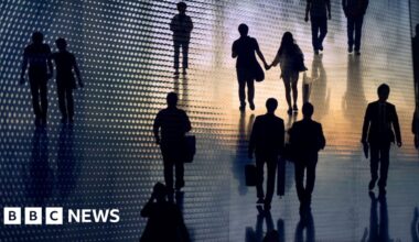 US job growth revisions signal economic weakness