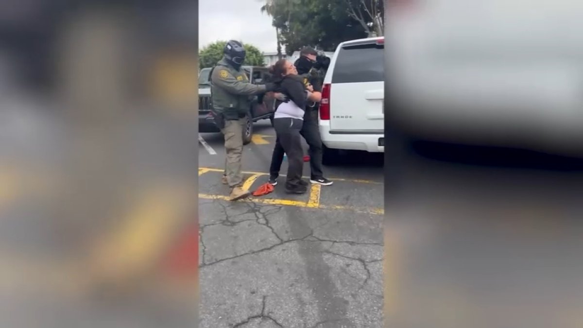Several car wash employees detained by federal agents in Long Beach – NBC Los Angeles
