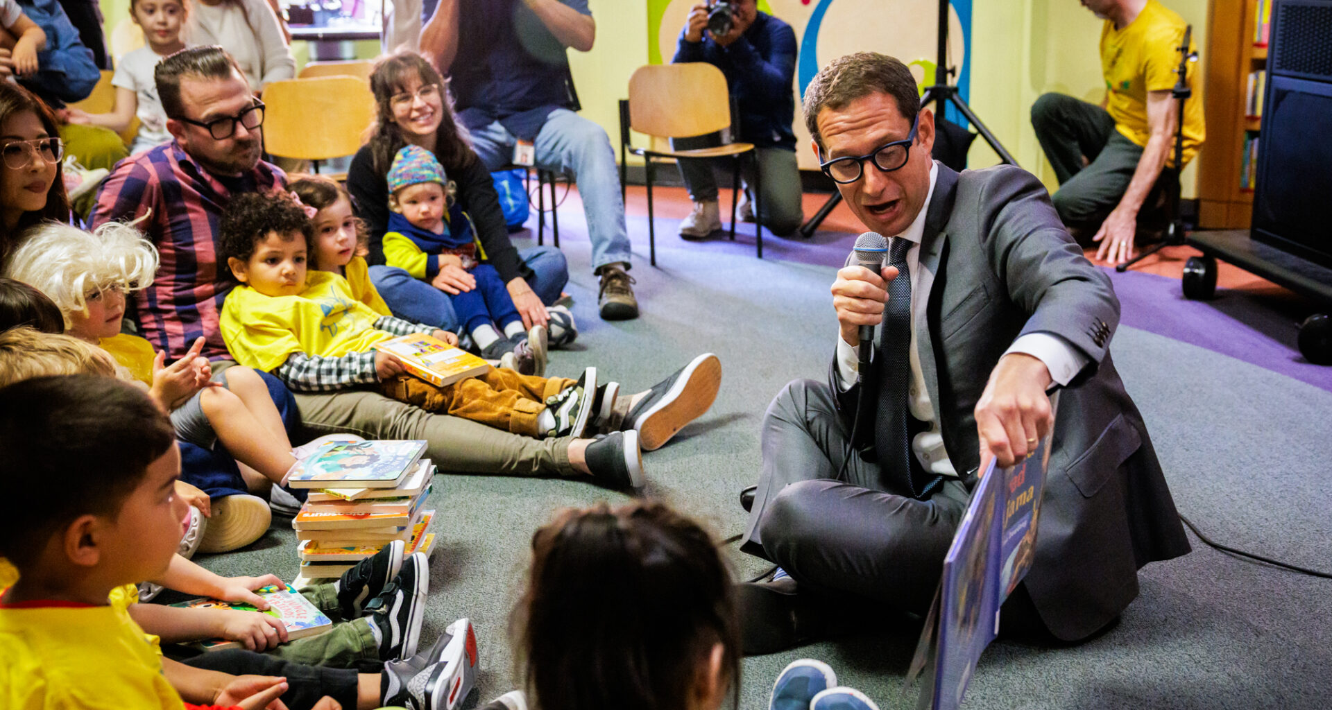 Dolly Parton’s Imagination Library Launches in San Francisco