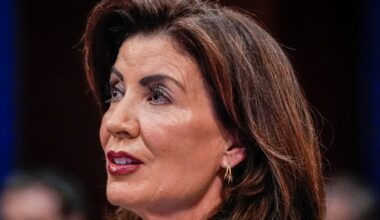 New York Gov. Kathy Hochul backs NYC mayoral candidate Zohran Mamdani