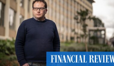 How a 30-year-old with $370,000 invests for financial freedom