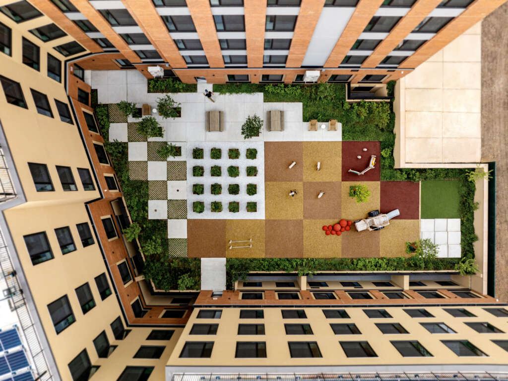 passive house building