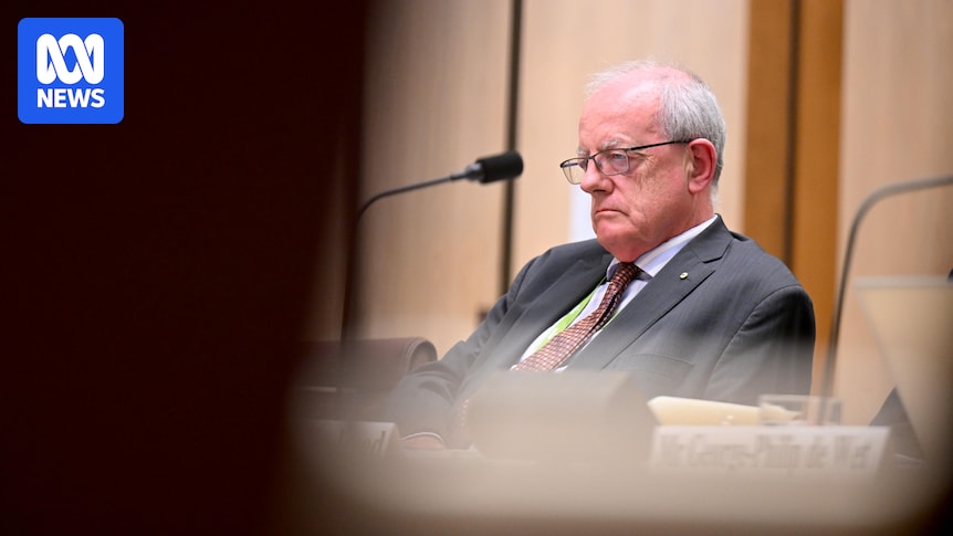 Anti-corruption chief Paul Brereton continued defence consulting after declaring he had resigned from role